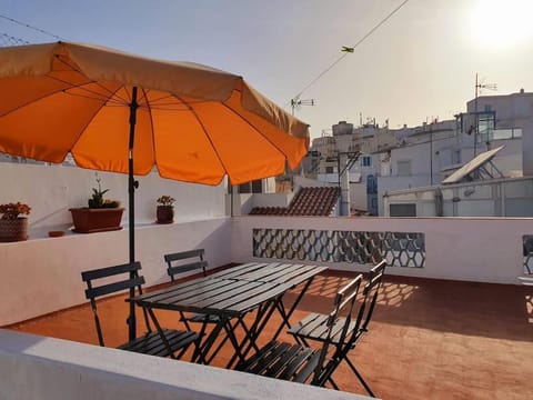 Day, View (from property/room), Balcony/Terrace, Dining area