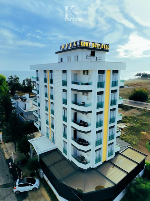 Property building, Facade/entrance, Balcony/Terrace, Mountain view, Sea view