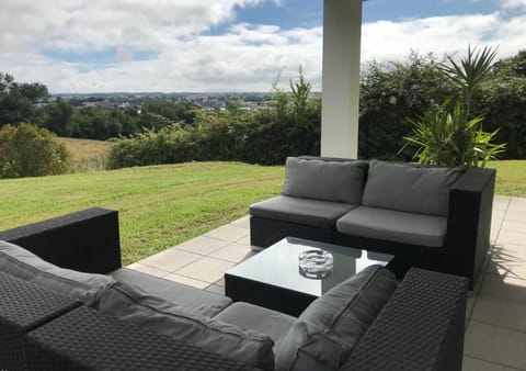 Balcony/Terrace, City view, Garden view