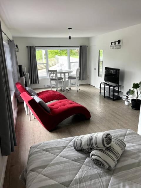 Studio Lumina Apartment in Coaticook