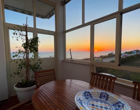 Natural landscape, Balcony/Terrace, Dining area, Sea view, Sunset