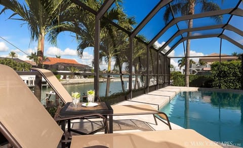 Osprey Court Casa in Marco Island