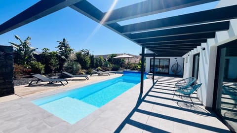 Day, Pool view, sunbed