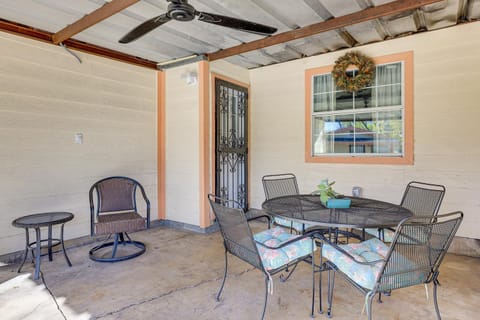 Family Home with Patio, 7 Mi to The Alamo! House in San Antonio