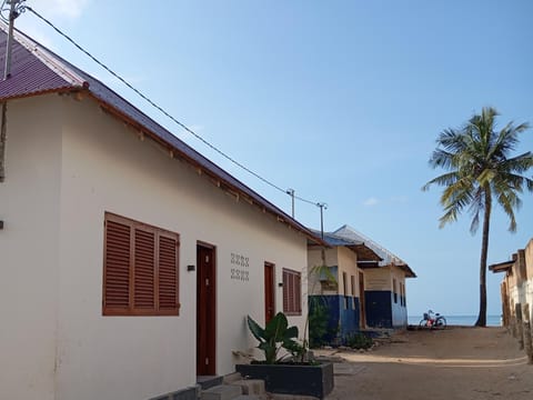 Property building, Street view