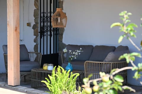 Day, Seating area, Garden view