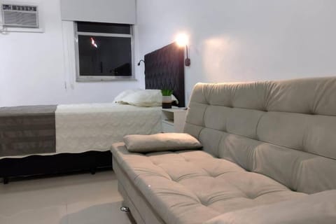 Bed, Photo of the whole room, air conditioner