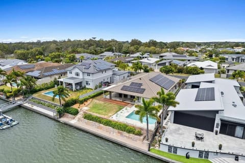 Waters Edge! House in Woorim