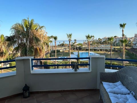 View (from property/room), Balcony/Terrace, Pool view