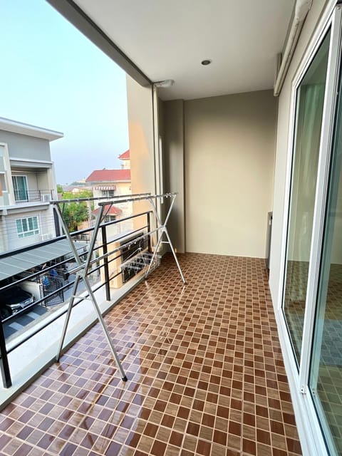 Patio, Balcony/Terrace, Balcony/Terrace