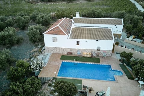 Property building, Bird's eye view, Pool view, Swimming pool