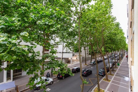 Facade/entrance, Day, Neighbourhood, City view, Location