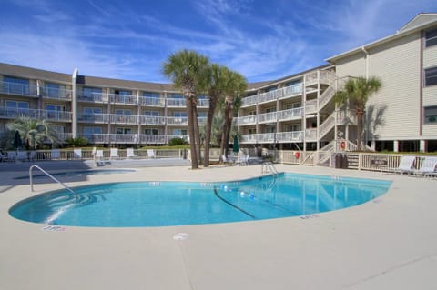 131 Breakers - host2coast Villa in Coligny Beach