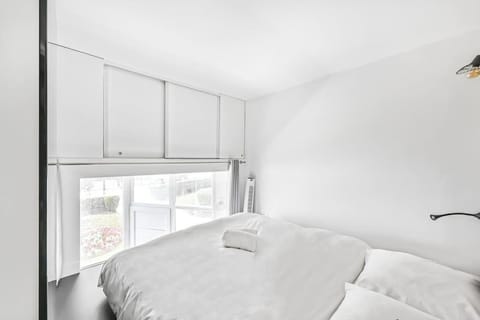 Le Nuage - 6P - 2BR - Disney & Paris Apartment in Saint-Maur-des-Fossés