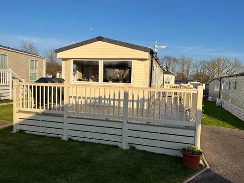 24 ashford Heights, Tarka Trail Holiday Park, England House in Barnstaple