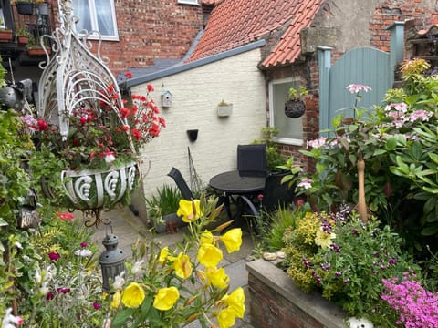 Patio, Balcony/Terrace