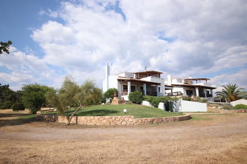 Property building, Day, Natural landscape, Garden view