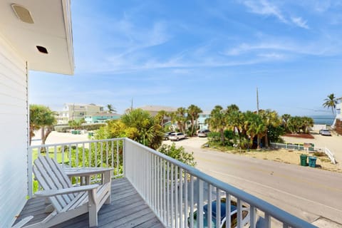 It's a Shore Thing A House in Manasota Key