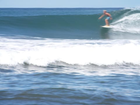 Hostal La Cueva del Grifo Loco surf&Bikers Bed and Breakfast in Nicaragua