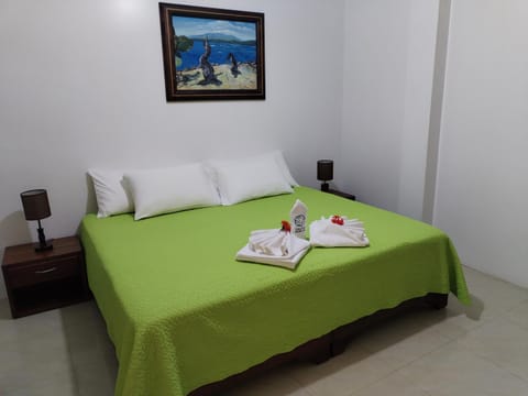 Hotel StarFish Bed and Breakfast in Isabela Island