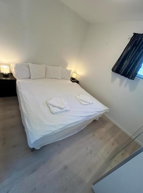 Lisas apartment, private new 2 rooms with big windows, share with nobody Apartment in Oslo