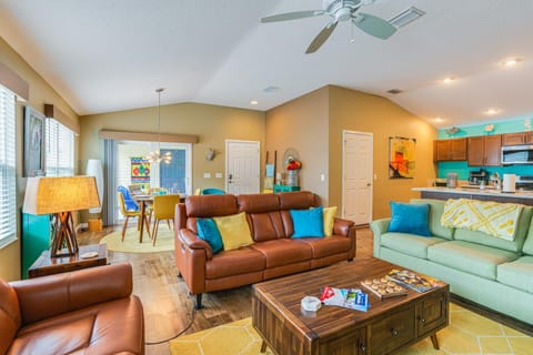 Vibrant Home in The Villages with Community Pool! House in Wildwood