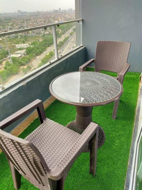 Furnished Studio Apartment Apartment in Noida