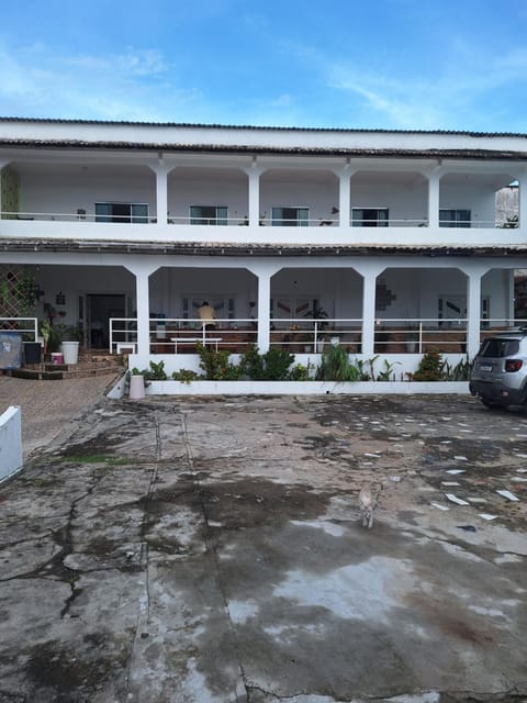 Quarto triplo com banheiro em Pousada e Restaurante Vacation rental in Manaus