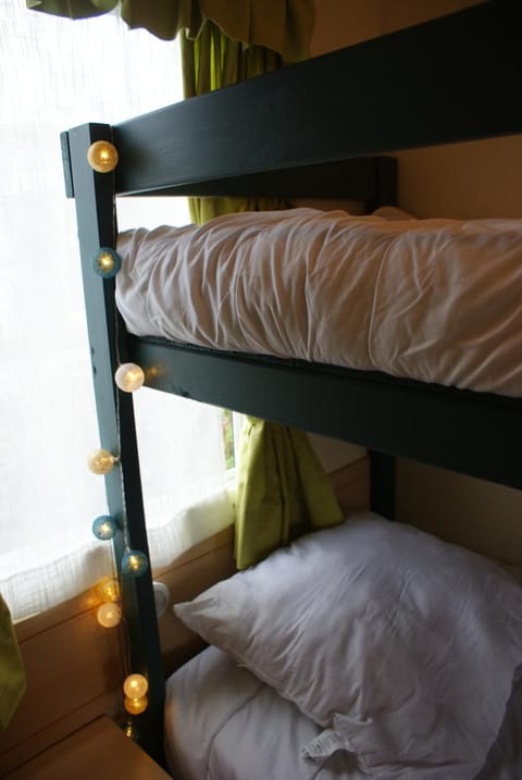 bunk bed