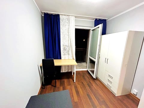 Balcony/Terrace, wardrobe