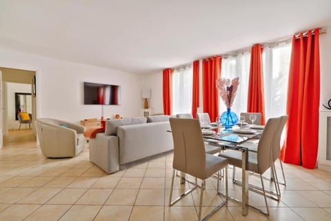 Welcome to Celia House Apartment in Vitry-sur-Seine