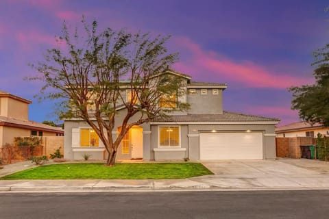 Family Tides House in Indio