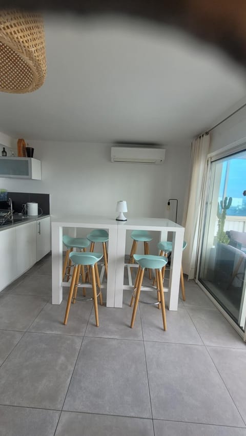 Superbe appartement vue mer - 2 chambres - parking Apartment in Palavas-les-Flots