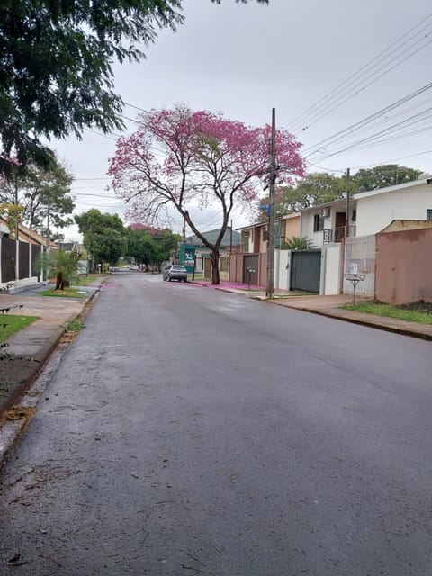 Neighbourhood, Street view