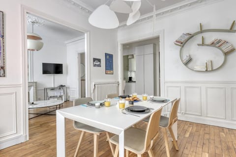 Charming Parisian Flat - La Villette - Paris 19 Apartment in Pantin