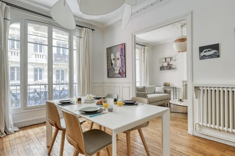 Charming Parisian Flat - La Villette - Paris 19 Apartment in Pantin