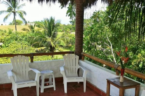 Patio, Spring, Day, Natural landscape, Garden, View (from property/room), Balcony/Terrace, Seating area, Garden view