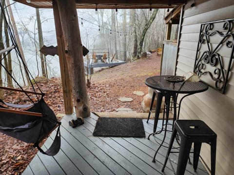 Cozy mountain cabin Casa in Watauga Lake