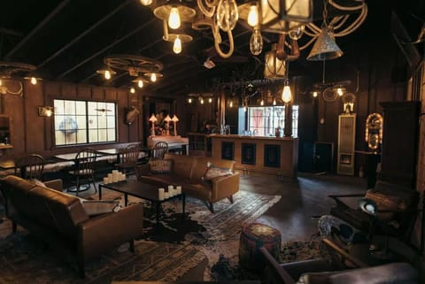 The Outlaw By The Cohost Company House in Pioneertown