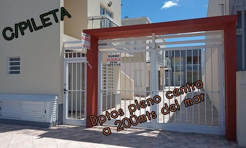 Departamentos con piscina Calefaccionados en pleno centro Santa Teresita Apartment in Santa Teresita