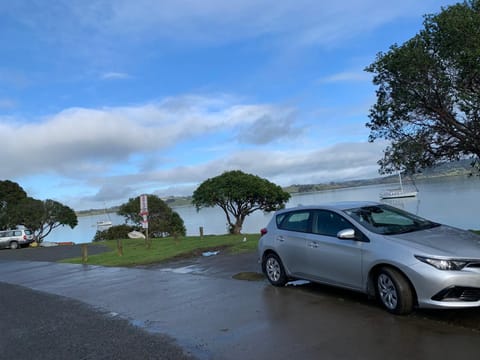 Day, Neighbourhood, Natural landscape, Sea view