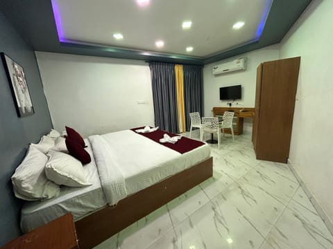 G Hotel Bed and Breakfast in Puducherry