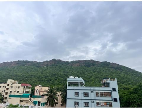 Property building, Nearby landmark, Day, Natural landscape, Mountain view