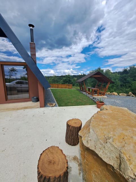 CabanA-lupu Chalet in Timiș County