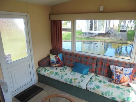 Southview Skegness Cosalt Classic 8 Berth Many onsite amenities House in Skegness