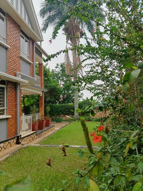 Property building, Garden, Garden view