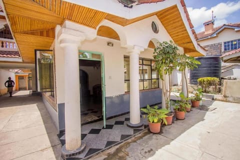 Nairobi Airport Rest House Hotel in Nairobi