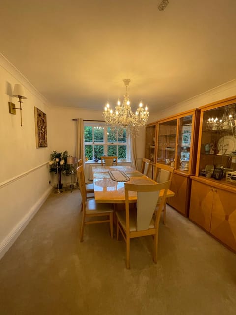 Beautiful 5 Bedroom House Oxford - Sleeps 10 Villa in Oxford