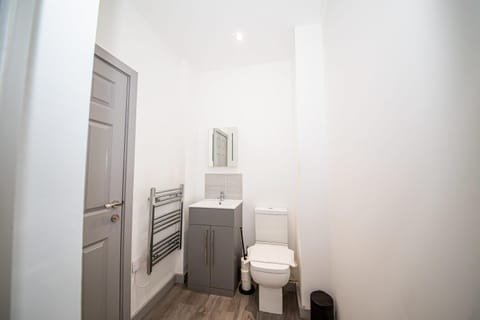 Fantastic 1 Bedroom Apartment in Blackburn Apartment in Blackburn