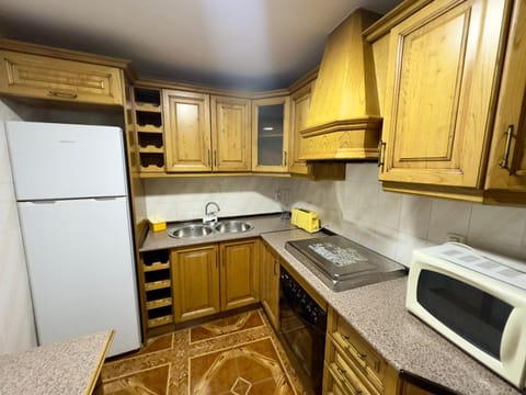 Kitchen or kitchenette, Kitchen or kitchenette